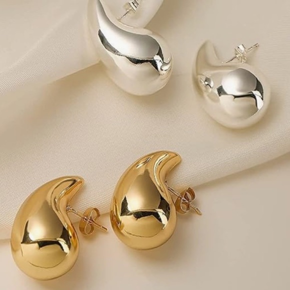 Gold and Silver water drop designer style earrings lightweight (2) pair, 32 mm - Picture 1 of 3